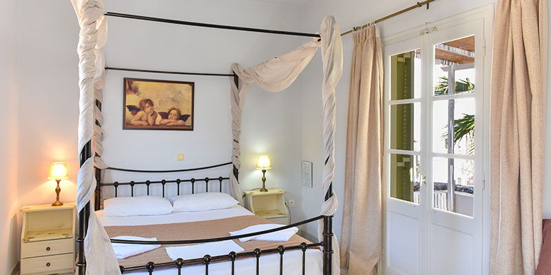 Intérieur d'une chambre à Giannakas studios à Sifnos