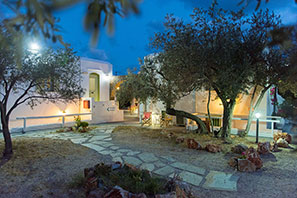 Photo de nuit aux studios Giannakas à Sifnos