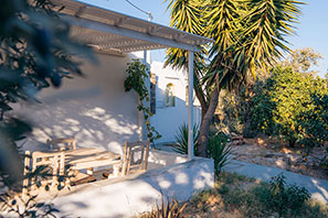 Communal spaces at Giannakas studios in Sifnos