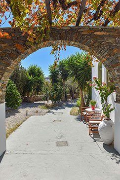 Yard of a room at Giannakas studios